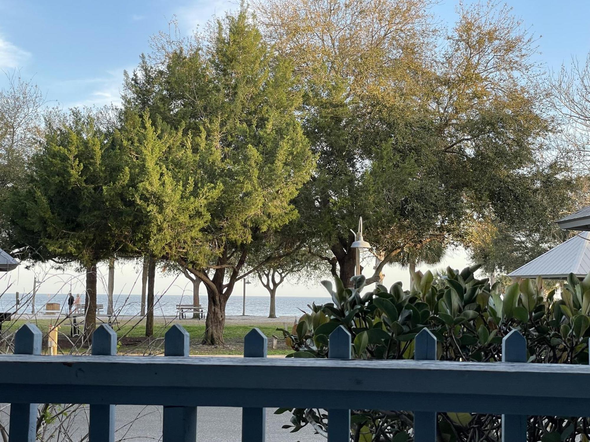 Unit 125 At Park Place In Cedar Key, Fl エクステリア 写真
